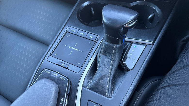 Lexus UX 250h 2.0 5dr CVT [without Nav] Hybrid Hatchback